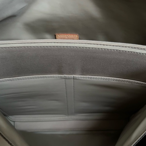 CHRISTMAS SPECIAL LOUIS VUITTON Damier Geant Gray Messenger Computer Laptop Bag - Picture 9 of 16